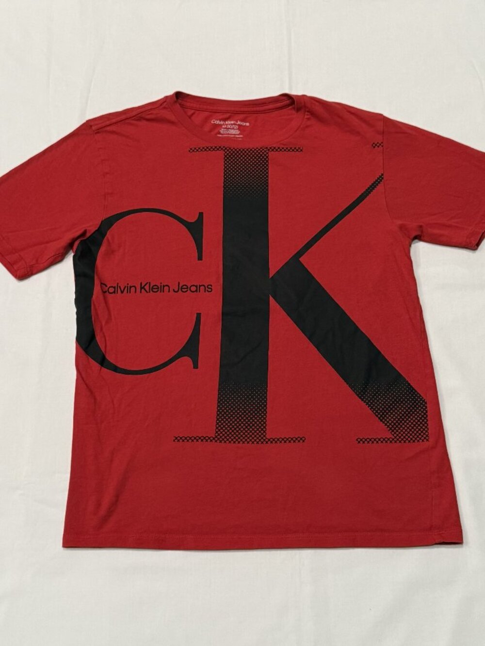 Calvin Klein Jeans Boys Red Black Big Logo Graphic T-Shirt Size M (10/12)